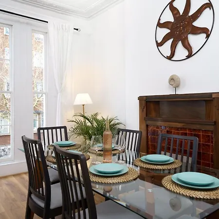 Kensington Nest Serviced Town House Londra Esterno foto