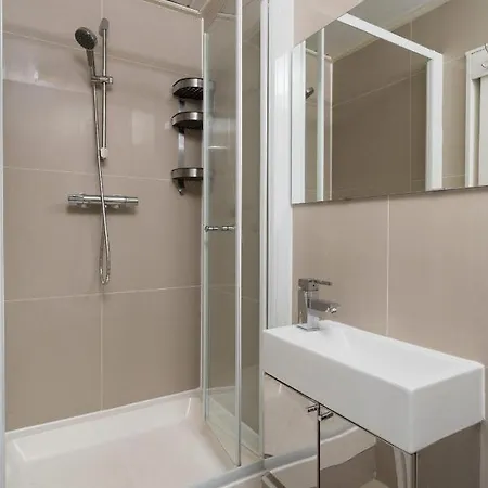 Kensington Nest Serviced Town House Londra Esterno foto