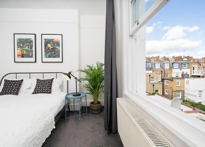 Kensington Nest Serviced Town House