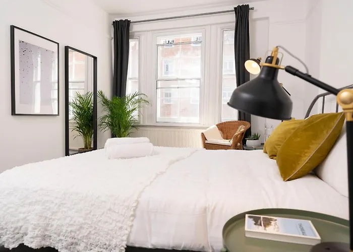 Kensington Nest Serviced Town House